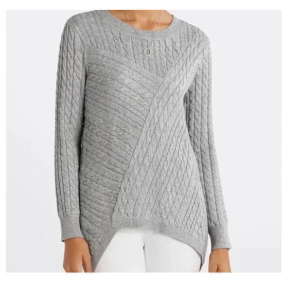 Evolution by Cyrus Sweaters - Evolution by Cyrus Aneesa Asymmetric Hem sweater size M